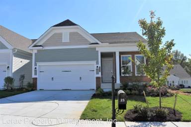 Main picture of 25 Fenwick Dr