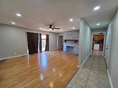 Main picture of 3239 Kentucky 121