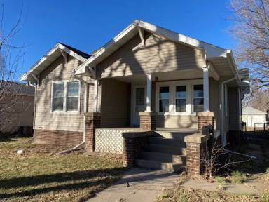 Main picture of 1134 W 3rd St