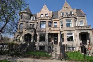 Main picture of 4556 S Ellis Ave
