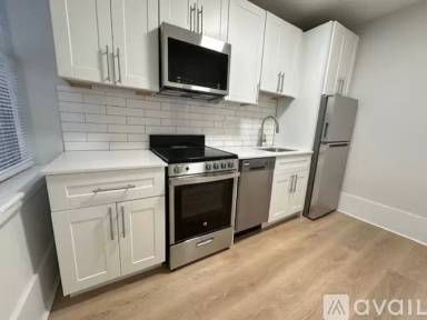 Main picture of 53 Joy St