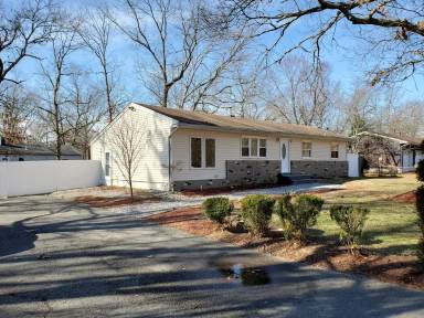 Main picture of 2627 Ridgeway Rd