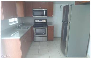 Main picture of 3750 NW 4th Pl