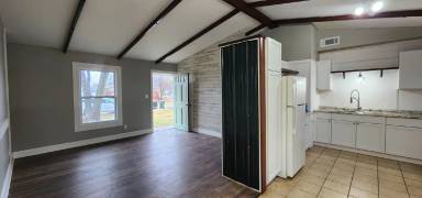 Main picture of 9806 Chambers Cir