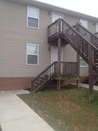 Main picture of 373 Thomas Rd