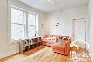 Main picture of 2747 W Augusta Blvd