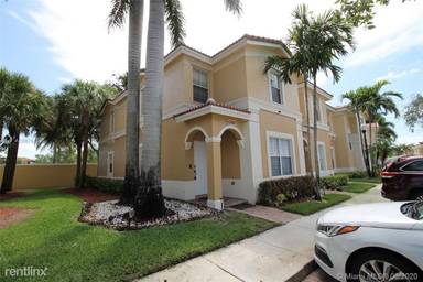 Main picture of 12925 SW 30th St