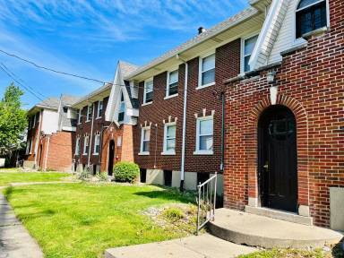 Main picture of 301 W Whitney Ave