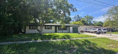 Main picture of 5813 Rover Dr