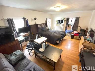 Main picture of 340 Broadway