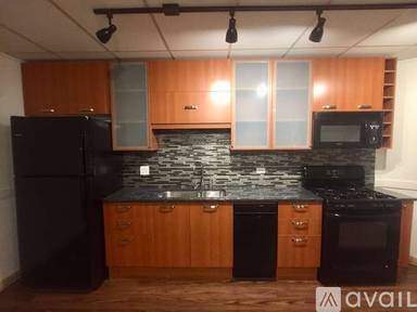 Main picture of 1822 Ridge Ave