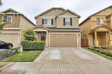Main picture of 3002 NE 75th St