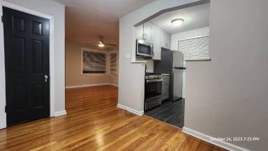 Main picture of 6304 Bancroft Ave