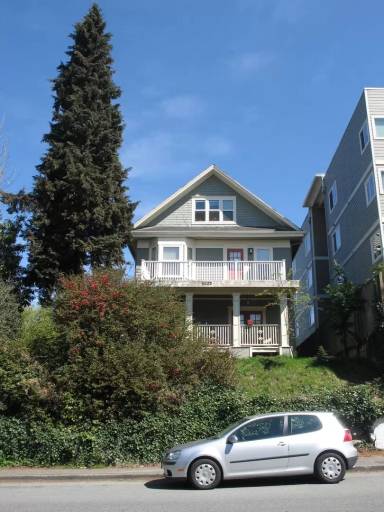 Main picture of 5622 15th Ave NE