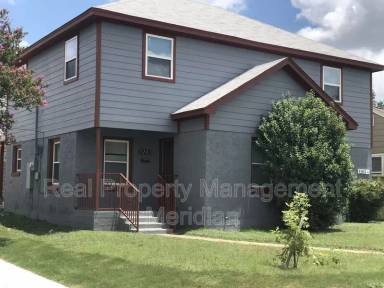 Main picture of 3201 McCart Ave