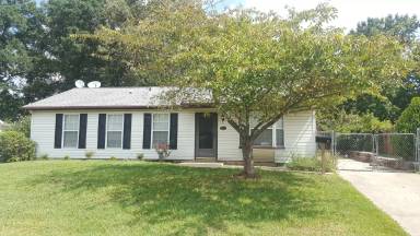 Main picture of 619 Hartwood Ln