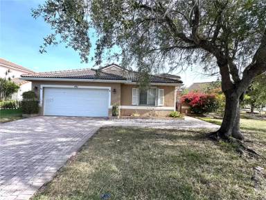 Main picture of 491 NW 188th Ter
