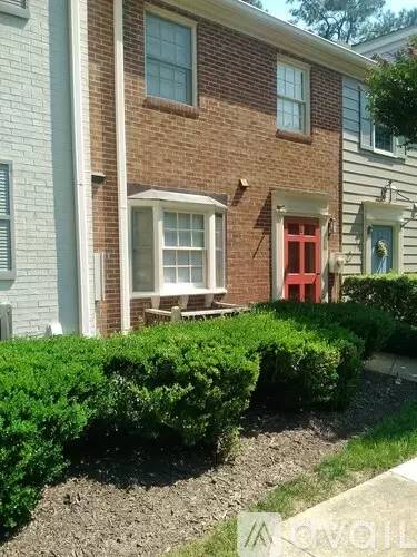 Main picture of 9107 Derbyshire Rd