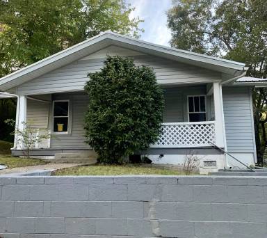 Main picture of 1076 Green St