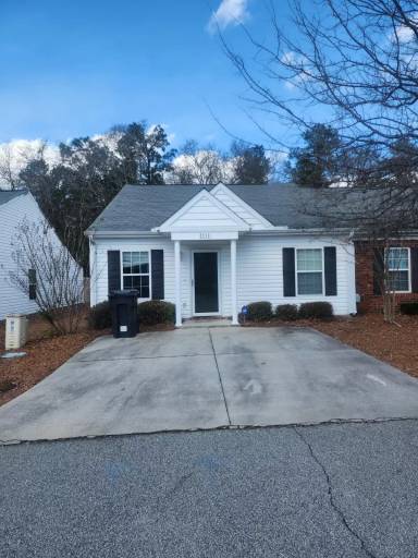 Main picture of 1511 Abby Way