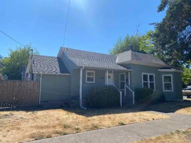 Main picture of 390 22nd St SE