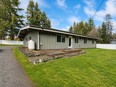 Main picture of 3070 NW Paul Benjamin Rd
