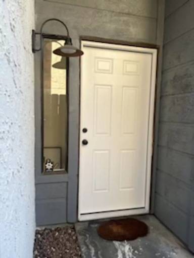 Main picture of 645 E Harold Ave
