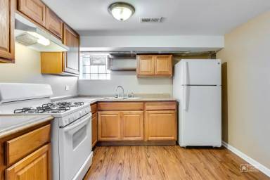 Main picture of 11517 S Wentworth Ave
