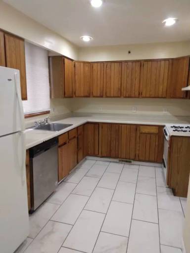 Main picture of 1311 N Church St