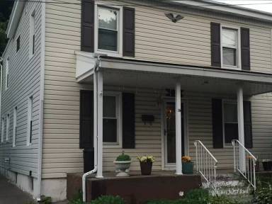 Main picture of 16 Ogden St