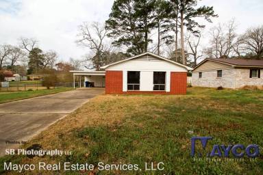 Main picture of 9434 Poinsetta Dr