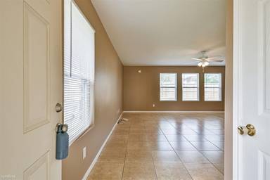 Main picture of 5042 Lamppost Hill Ct
