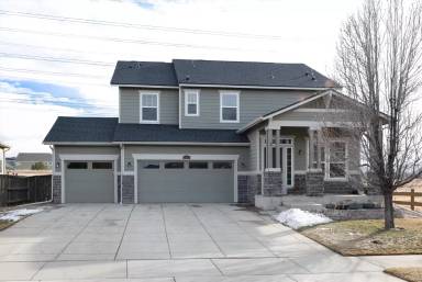 Main picture of 15485 Carob Cir