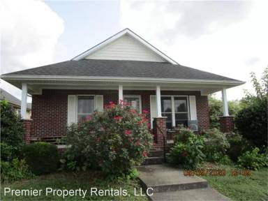 Main picture of 228 College St