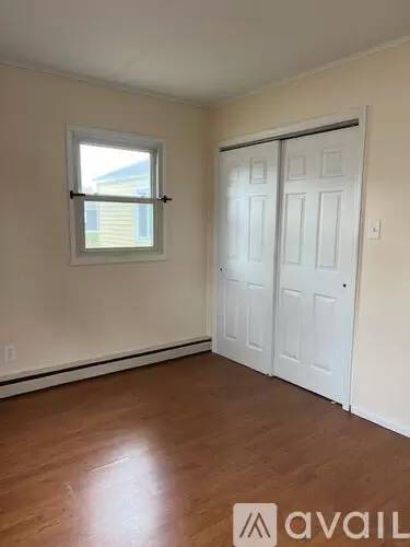 Main picture of 2 Sherwood Dr