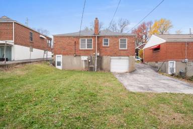 Main picture of 6615 Barken Ave