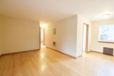 Main picture of 168 Boston St