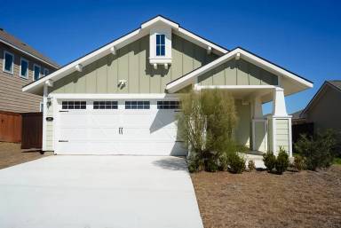 Main picture of 139 Lyndon Dr
