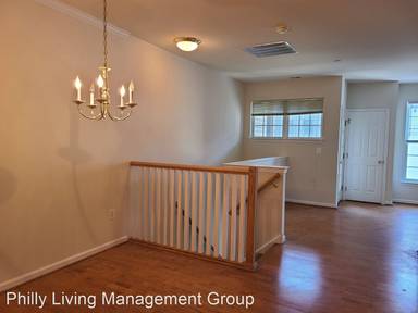 Main picture of 3107 W Thompson St