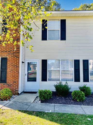 Main picture of 3560 Clover Meadows Dr
