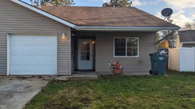 Main picture of 1594 E Peggy Loop