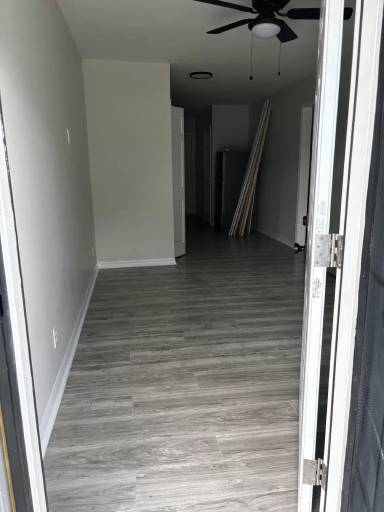Main picture of 2873 W 6th St