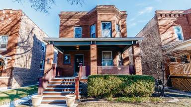 Main picture of 1110 S Oak Park Ave