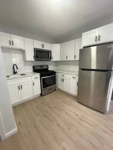 Main picture of 575 Kennedy Blvd