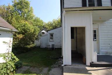 Main picture of 1250 New Danville Pike