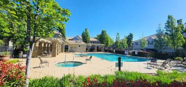 Main picture of 303 Esplanade Cir