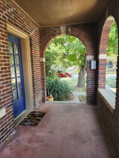 Main picture of 1008 NW 34th St