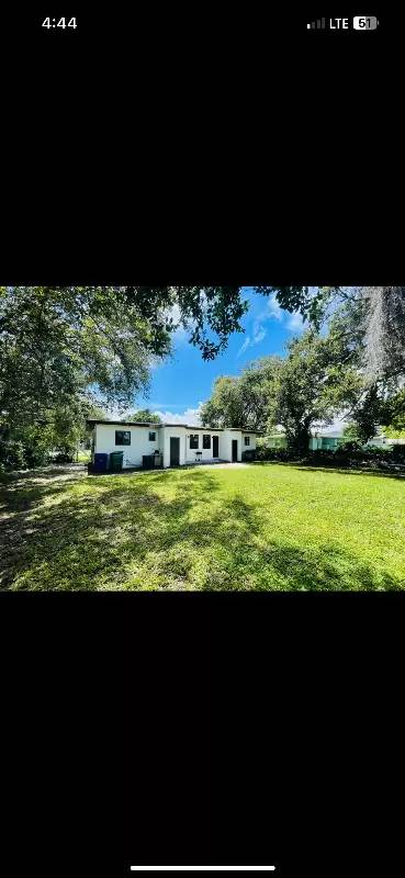 Main picture of 1801 NW 93rd Ter