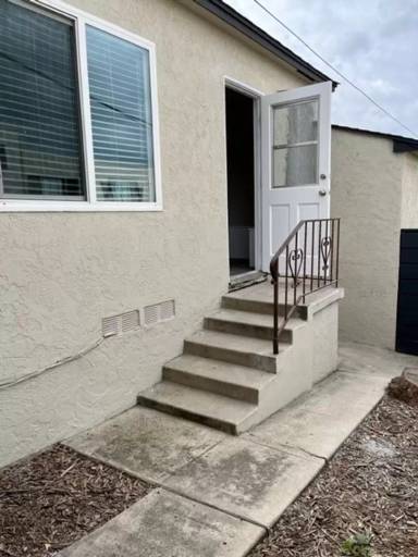 Main picture of 4959 Mills St