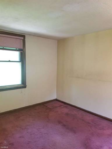 Main picture of 139 Foxon Hill Rd